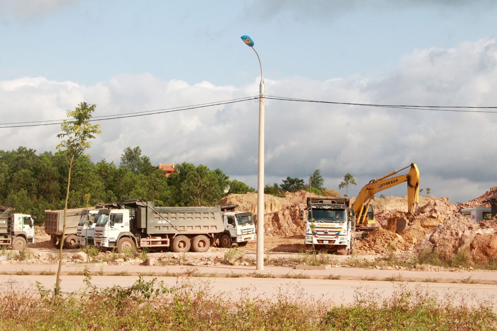 Khám Phá Chi Tiết Về Quá Trình San Lấp Mặt Bằng - Bí Quyết Xây Dựng Thành Công Từ Những Điều Cần Biết
